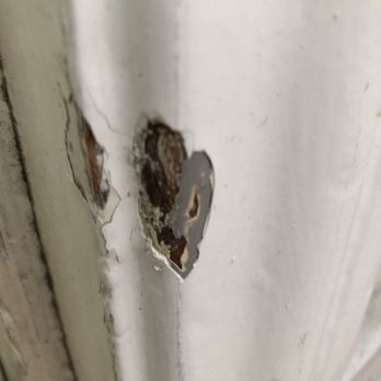 My American Movers - Paintwork damaged and chipped throughout by moving team. - Movers Near Me - Van Nuys, California My American Movers - Paintwork damaged and chipped throughout by moving team. - Movers Near Me - Van Nuys, California