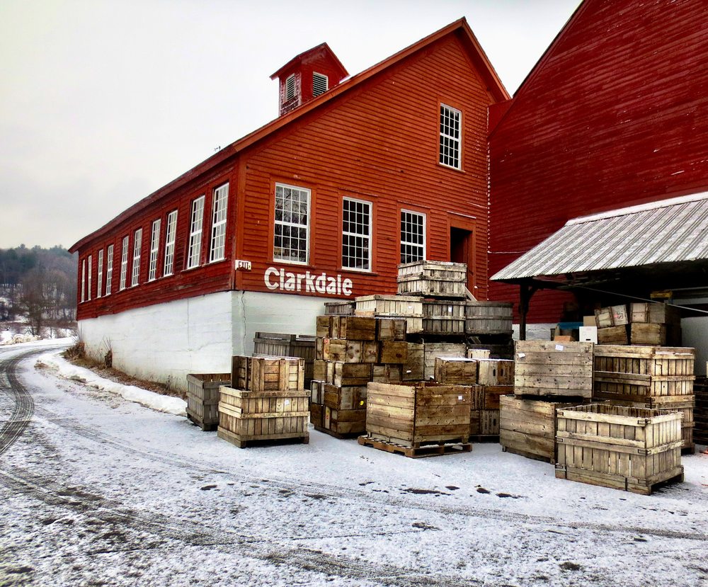 Clarkdale Fruit Farm Logo