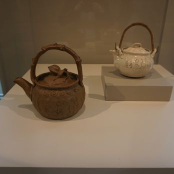 Cincinnati Art Museum - 19th Century Japanese Teapots - Art Museums Near Me - Cincinnati, Ohio
