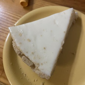 David's Catfish House - Key lime pie - Seafood Near Me - Milton, Florida