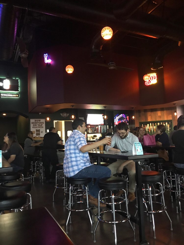 B-52 Bombers Oyster Pub