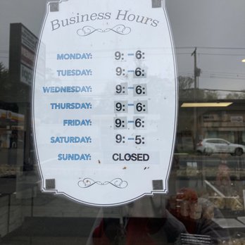 FRED 06825 - a business hours sign - Delis Near Me - Fairfield, Connecticut FRED 06825 - a business hours sign - Delis Near Me - Fairfield, Connecticut