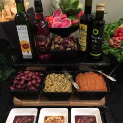 Trumps Catering - Bread Dipping Bar