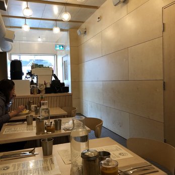 Lady Marmalade - Interior - Breakfast & Brunch Near Me - Toronto, Ontario
