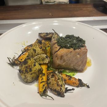 Prima - Special Tuna - Wine Bars Near Me - Boston, Massachusetts