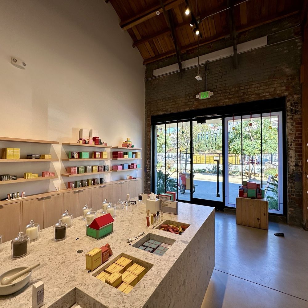 MALIN+GOETZ - Cosmetics & Beauty Supply Near Me - Los Angeles, California MALIN+GOETZ - Cosmetics & Beauty Supply Near Me - Los Angeles, California