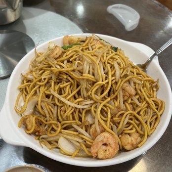 Shun Wang - Shrimp Lo Mein - Barbeque Near Me - Elmhurst, New York Shun Wang - Shrimp Lo Mein - Barbeque Near Me - Elmhurst, New York