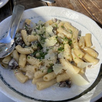 Brava Garden Eatery - Pasta - Wine Bars Near Me - Pleasanton, California Brava Garden Eatery - Pasta - Wine Bars Near Me - Pleasanton, California