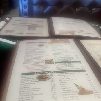Frank's Pizza Italian Restaurant - Italian Near Me - Middletown, New York