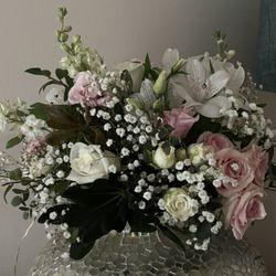 Good Earth Flowers