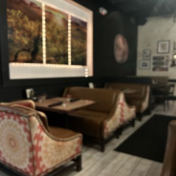 The Cooper - Comfortable indoor seating - American Near Me - Palm Beach Gardens, Florida The Cooper - Comfortable indoor seating - American Near Me - Palm Beach Gardens, Florida