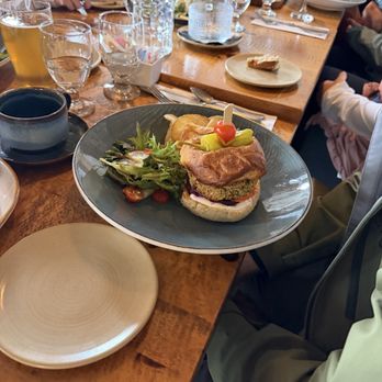 Cliffhouse Bistro - Canadian (New) Near Me - Mount Norquay, Alberta