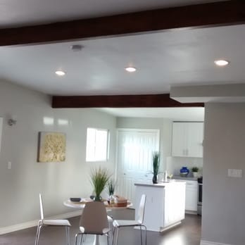 HandyLectric - Recessed lighting - Electricians Near Me - Los Angeles, California HandyLectric - Recessed lighting - Electricians Near Me - Los Angeles, California