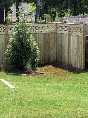 Fencing Installation and Repairs - At Moore’s Fencing, our fence installers provide top-quality installs and repairs for: Vinyl fencing, Hardwood fencing, Chain-link fencing, Aluminum fencing. With over a decade of experience, no matter what type of fencing you choose, you can trust us to deliver exceptional results. Contact us today at 706-575-4262 to get your project started!