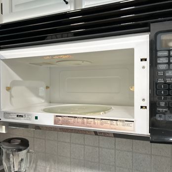 SPICK & SPAN CLEANING SERVICES - Updated July 2025 - 52