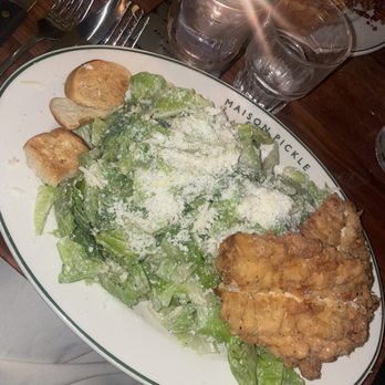 Maison Pickle - Buttermilk Fried Chicken Caesar Salad - Cocktail Bars Near Me - New York, New York Maison Pickle - Buttermilk Fried Chicken Caesar Salad - Cocktail Bars Near Me - New York, New York