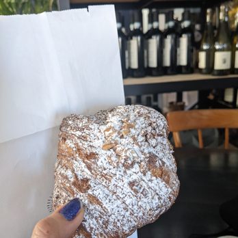 Bywater - Sunflower frangipane - New American Near Me - Warren, Rhode Island