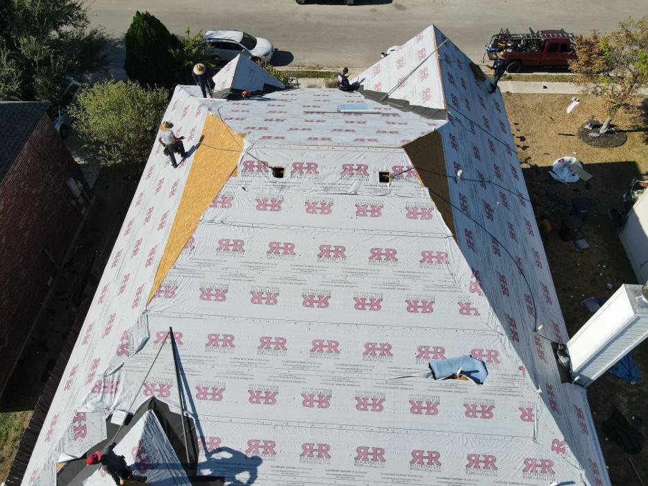 Slide of RHR Roofing