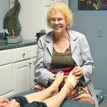 Forest Foot Care - Podiatrists Near Me - Forest Park, Illinois Forest Foot Care - Podiatrists Near Me - Forest Park, Illinois