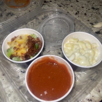 Chili's - Side loaded mash Side mac and cheese - Bars Near Me - Hollywood, Florida Chili's - Side loaded mash Side mac and cheese - Bars Near Me - Hollywood, Florida