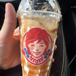 Wendy's - Apple Crumble Frosty Fusion, Vanilla