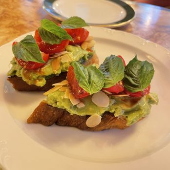 Contessa Miami - Avocado Bruschetta - Italian Near Me - Miami, Florida Contessa Miami - Avocado Bruschetta - Italian Near Me - Miami, Florida
