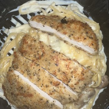 Taxi's Grille & Bar - Velvet Chicken - Breakfast & Brunch Near Me - Omaha, Nebraska