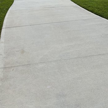 Average Joe Pressure Wash - Driveway - Pressure Washers Near Me