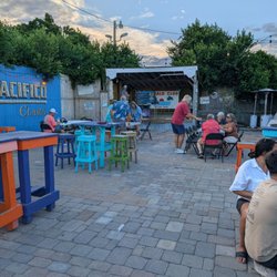 Emerald Club - The patio