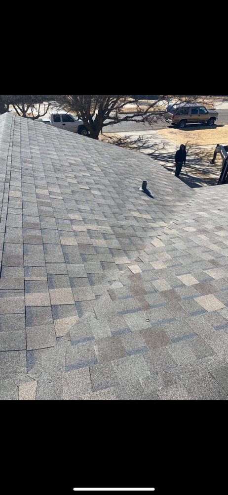 Slide of Lira Roofing