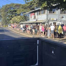 This is the line at 8am for cinnamon rolls. OMG