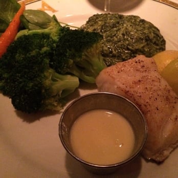 Arroyo Chop House - Perfectly cooked seabass - Steakhouses Near Me - Pasadena, California Arroyo Chop House - Perfectly cooked seabass - Steakhouses Near Me - Pasadena, California