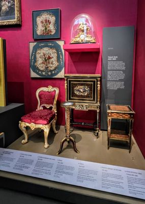 Victoria and Albert Museum by null