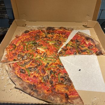 FORBIDDEN PIZZA - Updated April 2025 - 100 Photos & 43 Reviews - 604