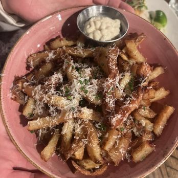 The Overpass Merchant - Truffle fries - Gastropubs Near Me - Baton Rouge, Louisiana The Overpass Merchant - Truffle fries - Gastropubs Near Me - Baton Rouge, Louisiana