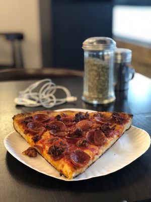 Bellucci Pizza by null