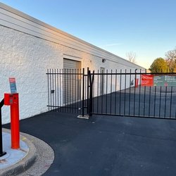 Public Storage