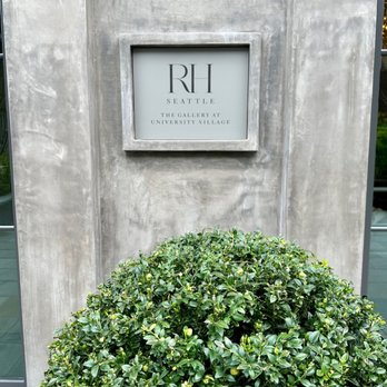 RH Seattle | The Gallery at University Village - Home Decor Near Me - Seattle, Washington