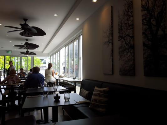 Rogue Bistro by null