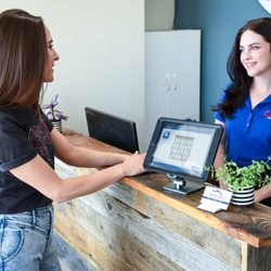 Highlands Family Chiropractic - Friendly and inviting staff welcomes you to Highlands Ranch and our advanced chiropractic center