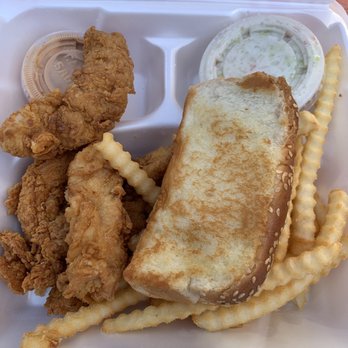 Raising Cane's Chicken Fingers - Box combo - Fast Food Near Me - East Lansing, Michigan