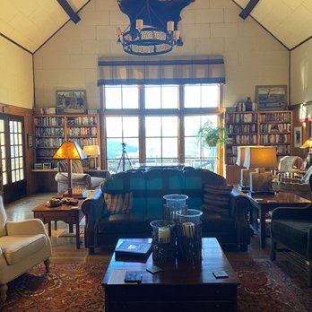 Snowbird Mountain Lodge - Main Lodge Lobby Area - Southern Near Me - Robbinsville, North Carolina