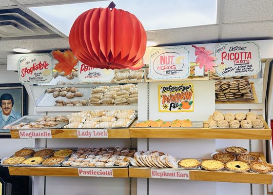 Moio's Italian Pastry Shop by null