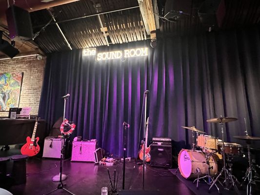 The Sound Room by null