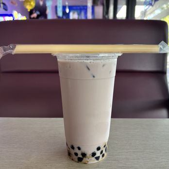 Fat Straw Cafe - Large taro milk tea (with boba) - Bubble Tea Near Me - Livermore, California