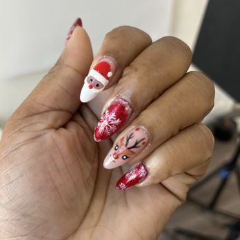 Le Lani Nail Spa - 2025 Christmas theme with freestyle reindeer - Nail Salons Near Me - Los Angeles, California
