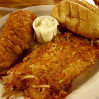 Kyote's Den - Friday night fish fry - Bars Near Me - Menomonie, Wisconsin