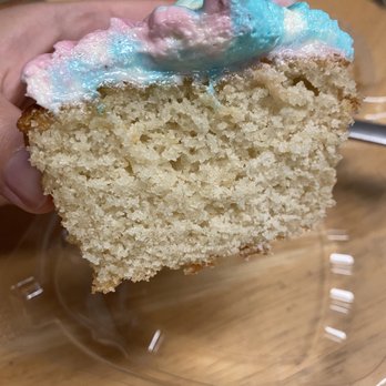 Jodies Cafe and Bakery - Vanilla cupcake - Cafes Near Me - Wiscasset, Maine Jodies Cafe and Bakery - Vanilla cupcake - Cafes Near Me - Wiscasset, Maine