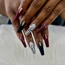 Top Ten Nails & Spa - Gel.x with design