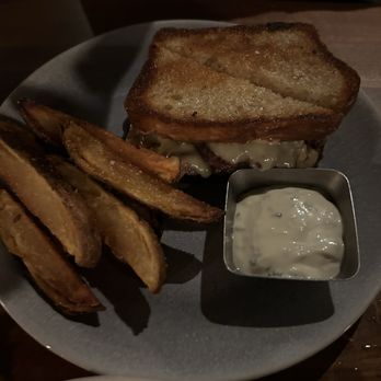 Sidney Street Cafe - Patty melt with yummy aoli - New American Near Me - Saint Louis, Missouri Sidney Street Cafe - Patty melt with yummy aoli - New American Near Me - Saint Louis, Missouri
